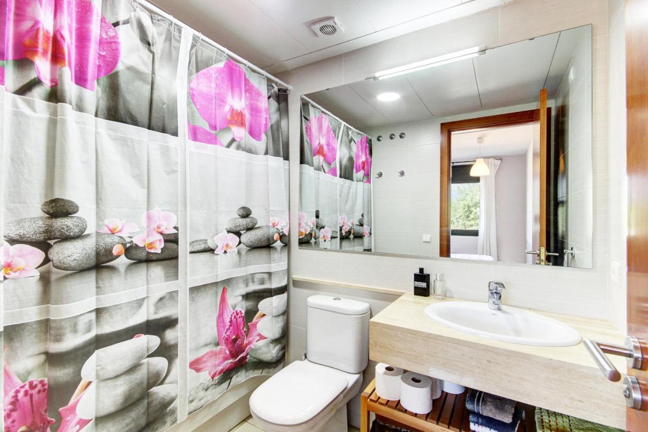 Mileni 2 2 1 1 Roses - Barneda Premium Exterior photo