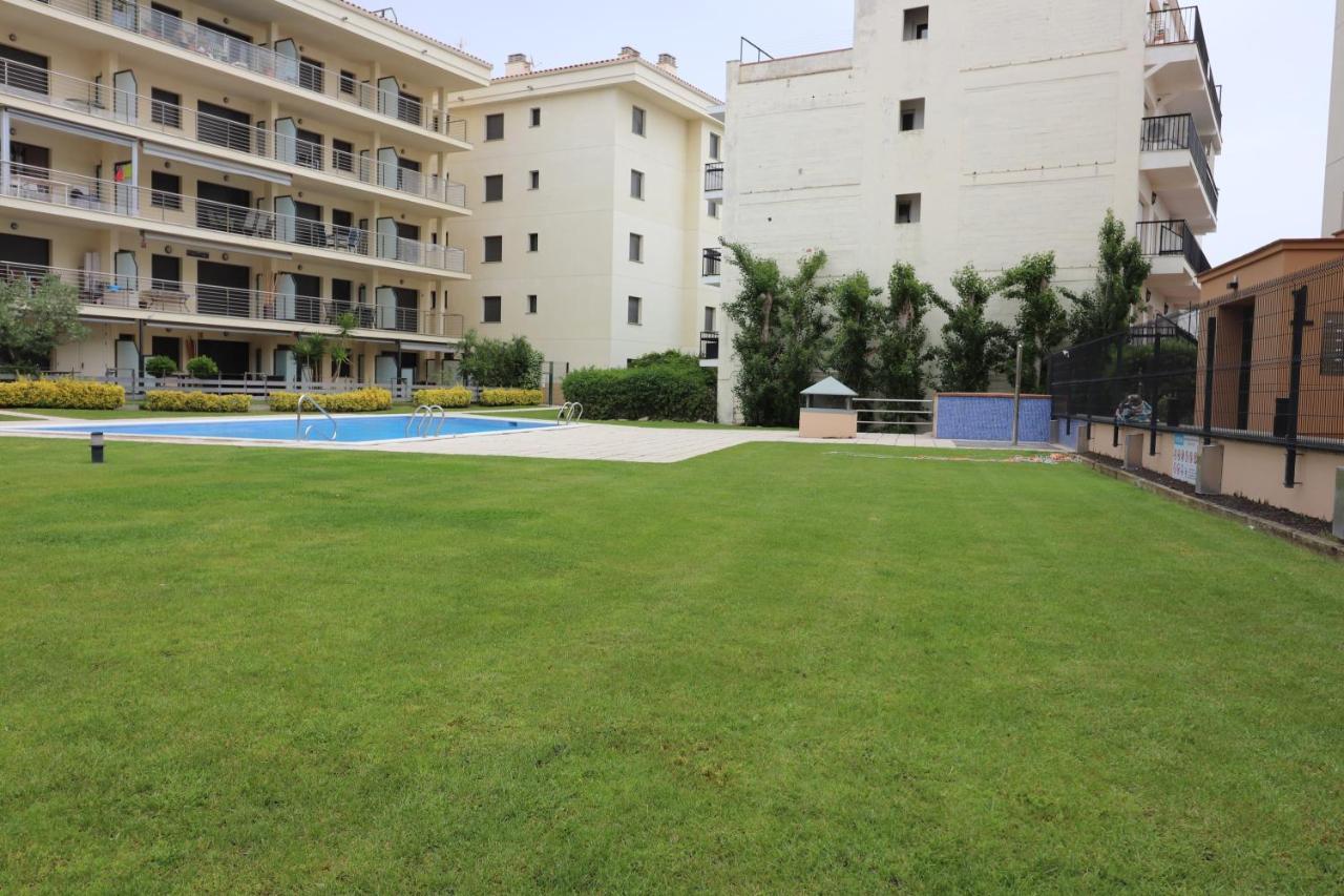 Mileni 2 2 1 1 Roses - Barneda Premium Exterior photo
